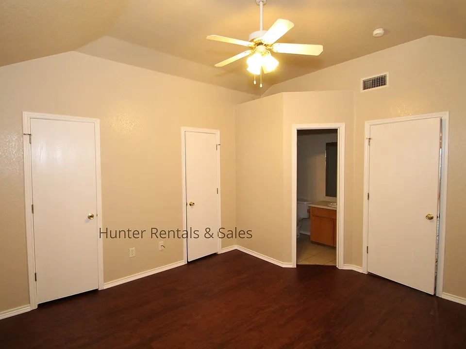 4203D Alan Kent Dr
