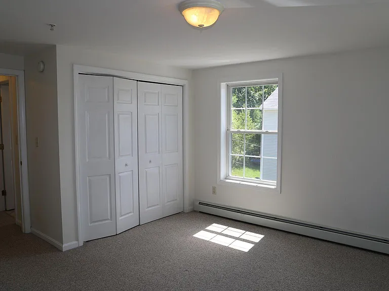 18 Carriage Ln — Photo 11
