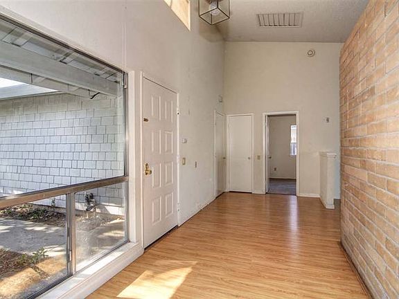 5th image of 4921 Lion Gate Way