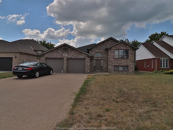 2nd image of 236 Gignac Cres