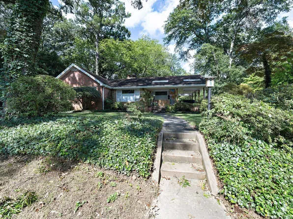 3236 Lewis Farm Rd, Raleigh, NC 27607