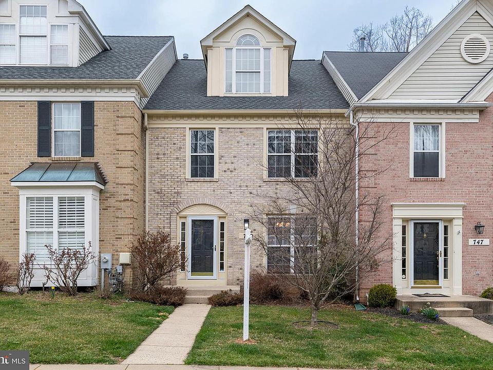 1st image of 749 Leister Dr