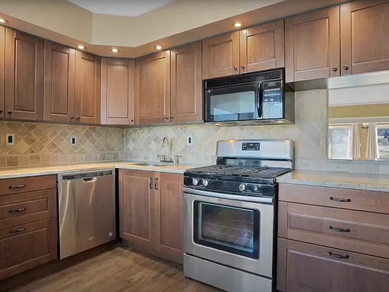 1501 Doolittle Dr — Photo 16