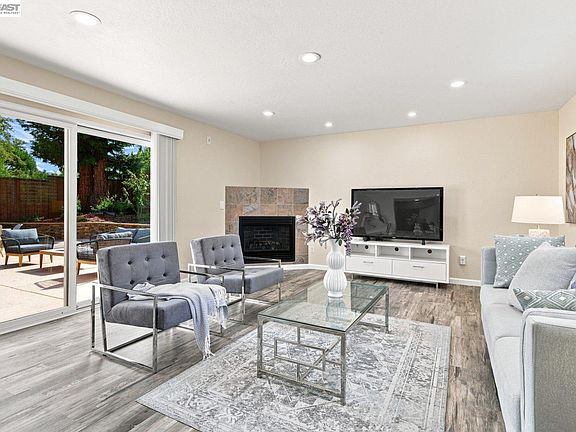 2nd image of 7778 Alto Way