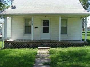 618 S 12th St, Bethany, MO 64424