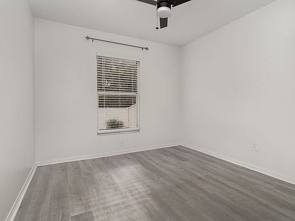 4th image of 2480 Shelby Cir