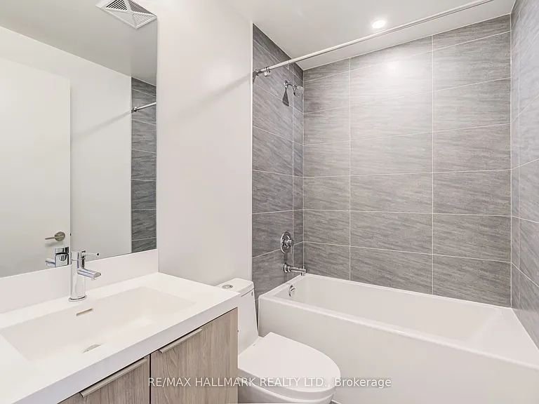400 King St W #1701 — Photo 8