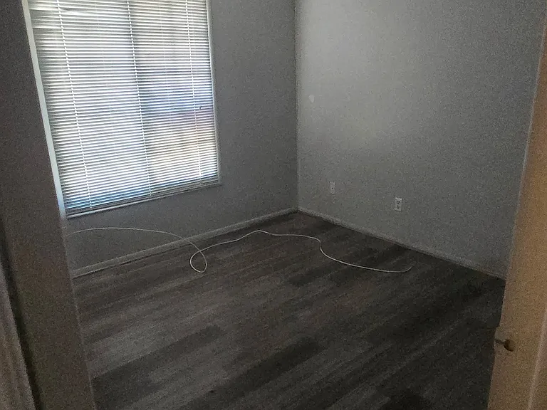 2932 E Pershing Ave — Photo 13