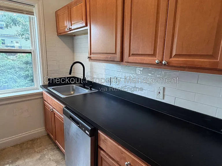 7338 Forsyth Blvd #206 — Photo 3