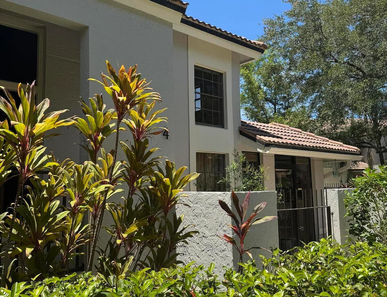 2 bed, 2.5 bath, 1466 sqft, $2,600 — Photo 2