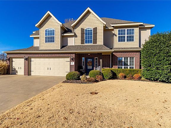 5th image of 22 Bluestem Ln