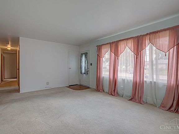 4th image of 617 Kenwood Pl