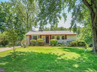 7121 Dalhouse St, Springfield, VA 22151