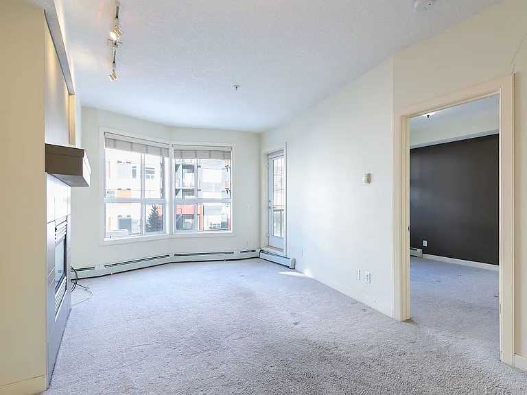 2420 34th Ave SW #202 — Photo 4