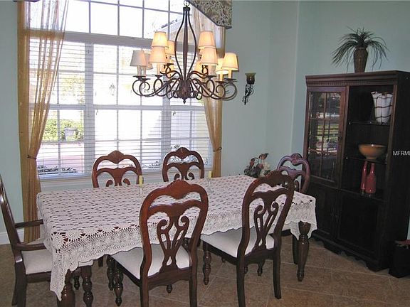 4th image of 101 Abercrombie Ave