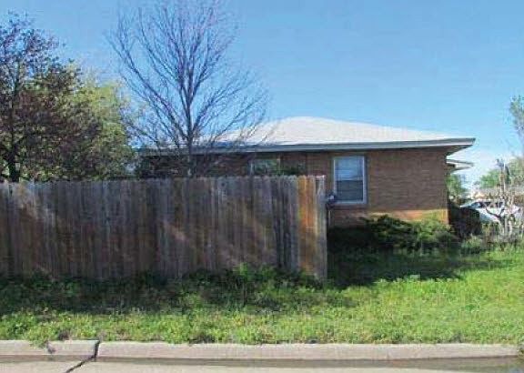2nd image of 1604 NW 27th St