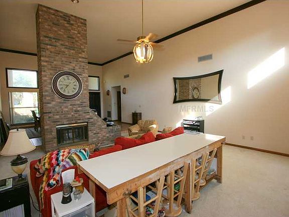 5th image of 726 Bear Creek Cir