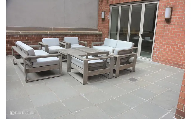 Rented by Douglas Elliman | media 33