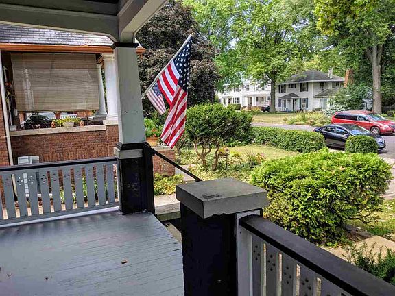 4th image of 1308 W Parkside Dr