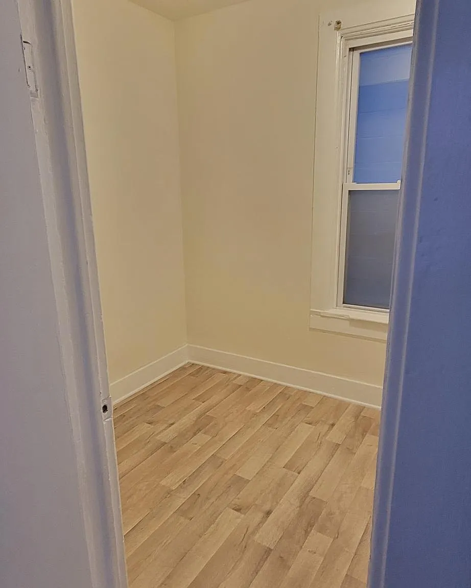 2 bed, 1100 sqft, $2,200 — Photo 4