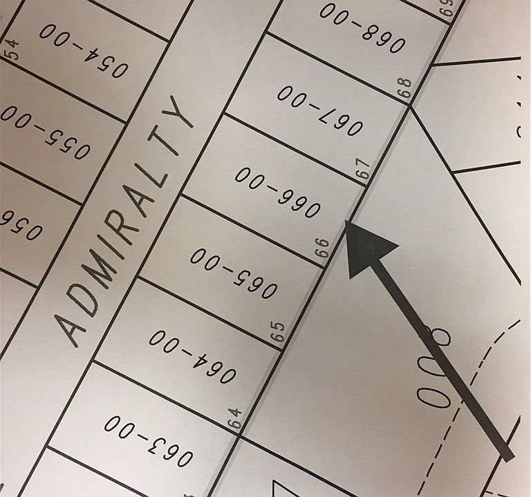 2nd image of 6749 NE Admiralty Ln