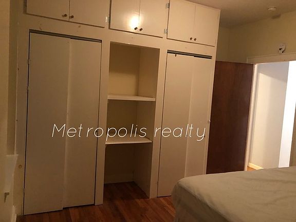 5th image of 2406 29th St APT 1