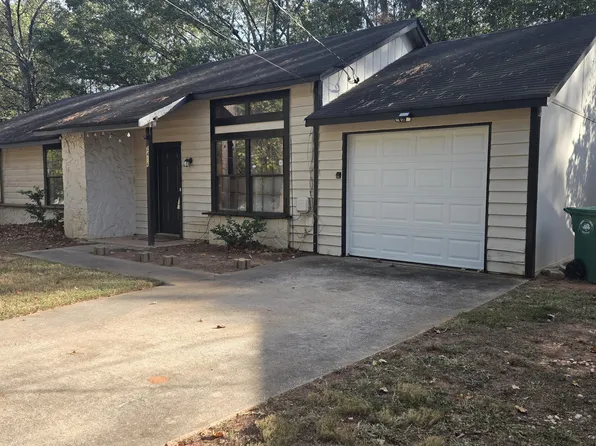 2416 Newgate Dr, Decatur, GA 30035