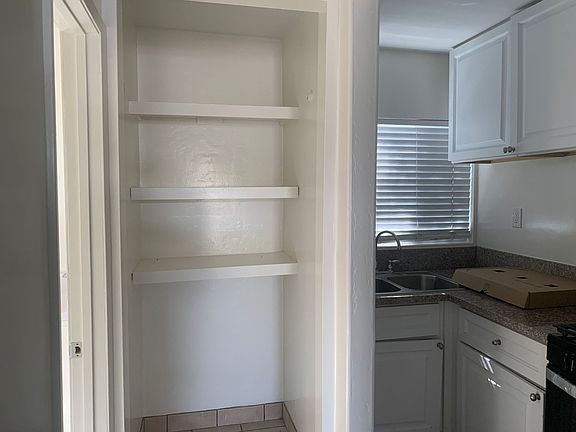 2nd image of 5310 Carpinteria Ave #6