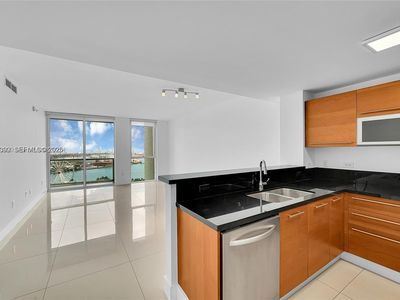 253 NE 2nd St APT 2307, Miami, FL, 33132