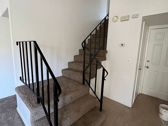 4th image of 1701 E Fairfield Ct APT 1