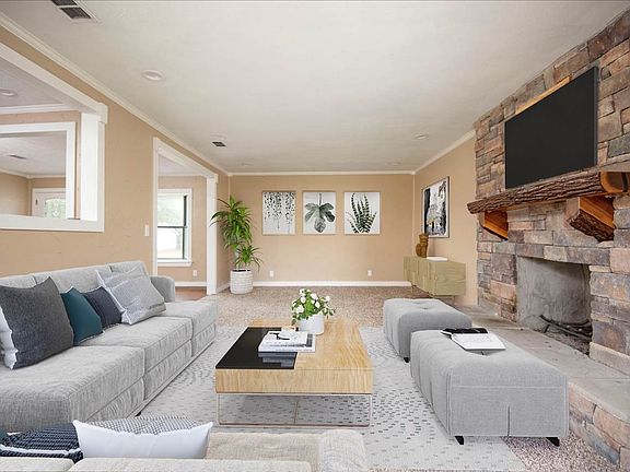 5th image of 3251 Margaret St