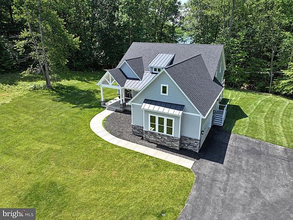 3rd image of 2 Old House Rd