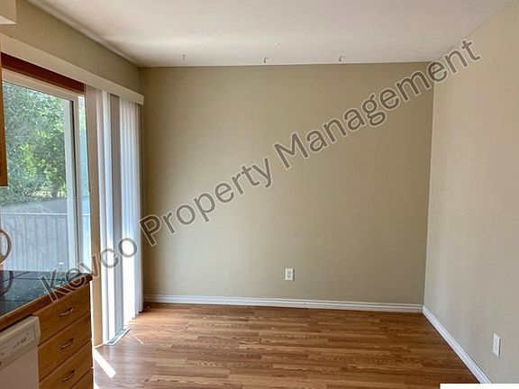 5th image of 308 Briarwood Rd