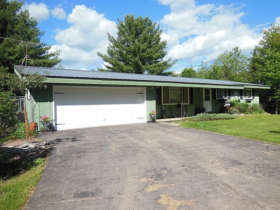 2nd image of N5060 Hay Meadow Dr