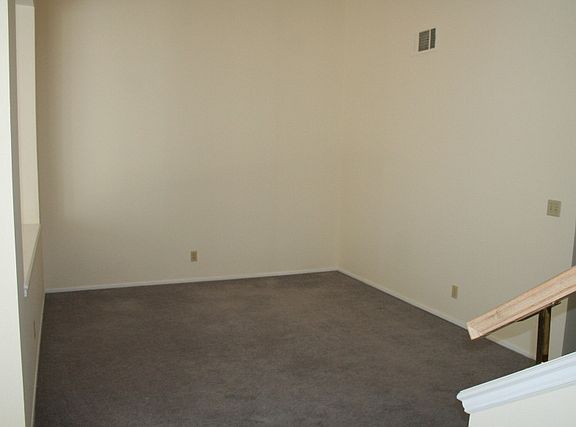 2nd image of 960 Cedarcliff Ct
