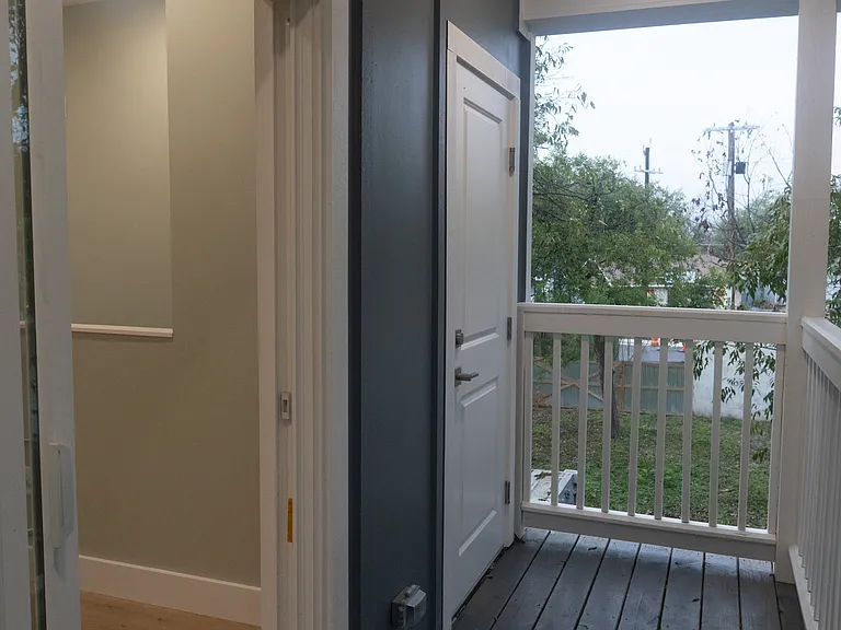 112 Glenwood Ct #2 — Photo 17
