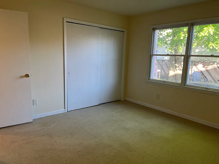 90 Garfield Ave #1 — Photo 10
