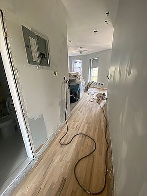 3rd image of 38 Herkimer St Floor 2