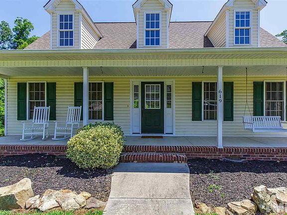 4th image of 619 Rockwood Dr