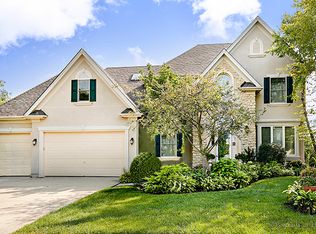 1N501 Peachtree Ln, Winfield, IL 60190