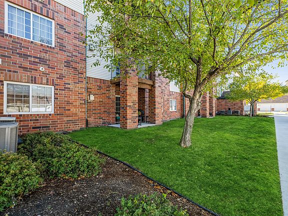 3rd image of 6440 Ep True Pkwy Unit 2105