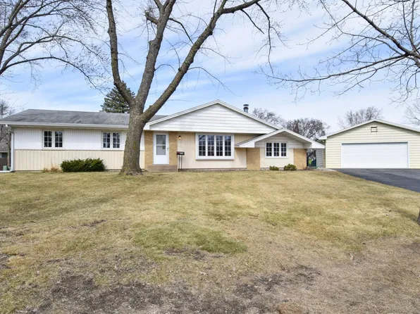 2249 113th Ave NW, Coon Rapids, MN 55433