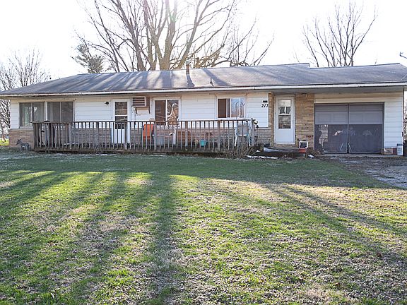 3rd image of 213 N 2nd St