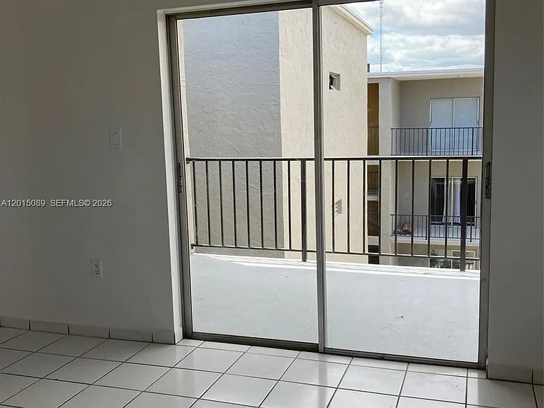 5100 SW 41st St #Penthouse 6 — Photo 17