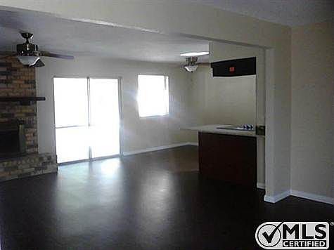 4th image of 901 Natchez Ave