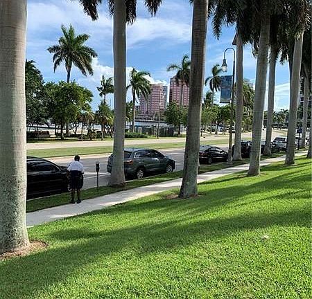 5th image of 720 S Sapodilla Ave APT 305