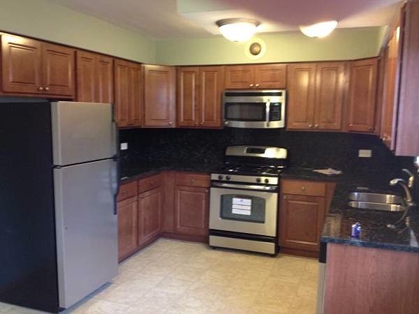 1st image of 6810 N Northwest Hwy APT 2N
