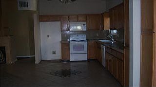 3rd image of 712 Pismo Way