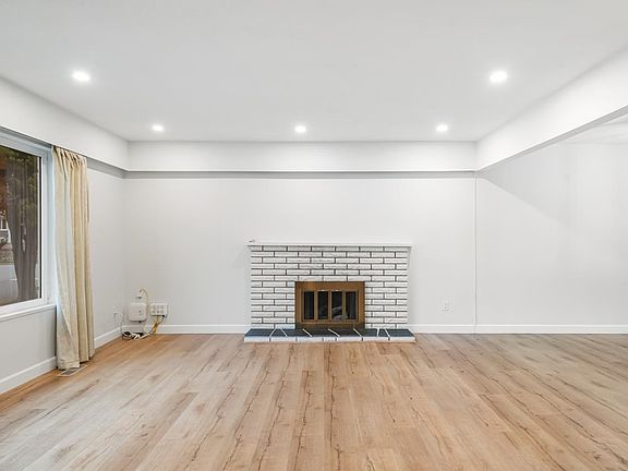 5th image of 5311 Meadedale Dr