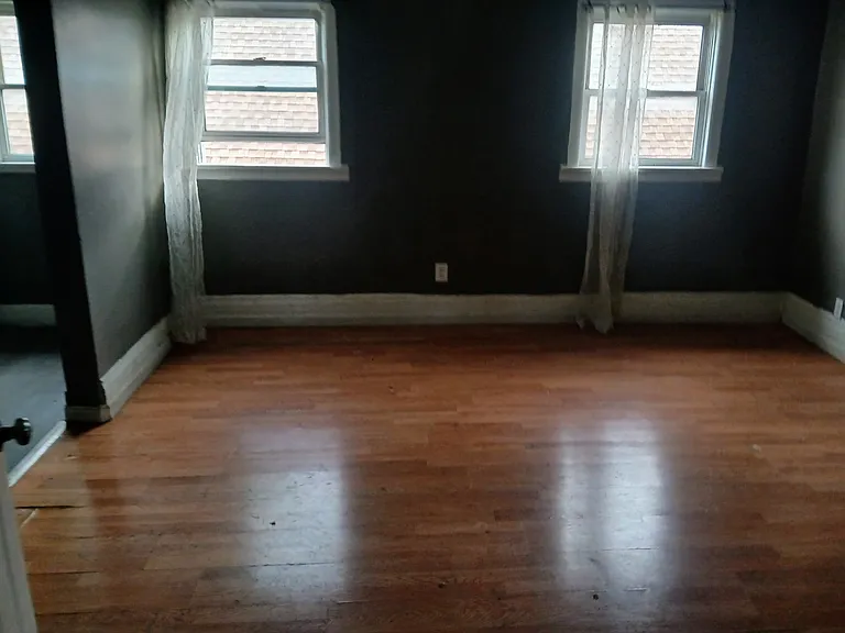 928 Burnet Ave #2 — Photo 3